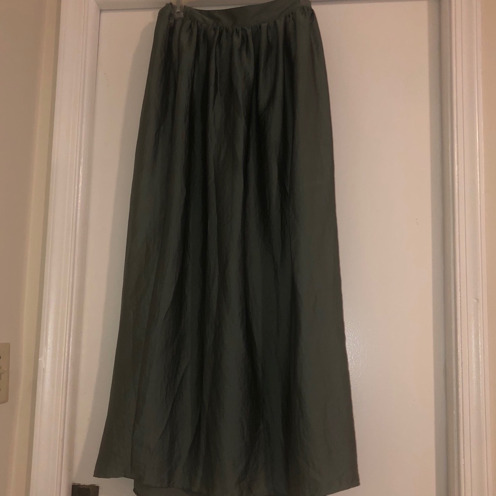 Maxi satin skirt